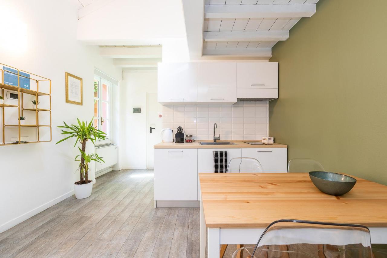 Milan Stay - Alzaia Naviglio Grande Экстерьер фото